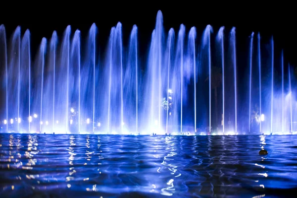 彩色喷泉 — 图库照片