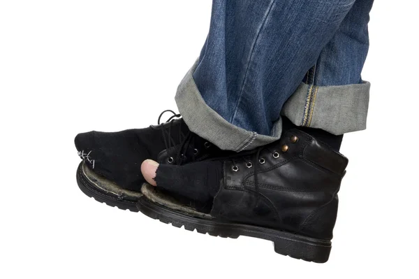 Object Wit Mannen Voeten Blauwe Jeans Beschadigde Oude Laarzen — Stockfoto