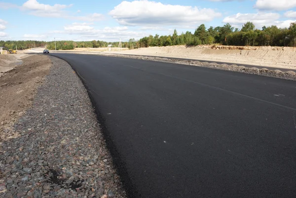 Estrada de asfalto nova — Fotografia de Stock