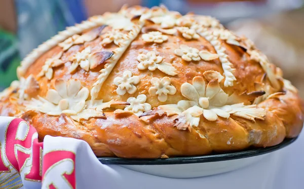 Tradiční ukrajinské svatbě chléb — Stock fotografie
