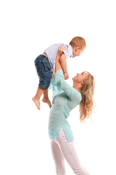 Porträt einer glücklichen Mutter mit freudigem Sohn — Stockfoto