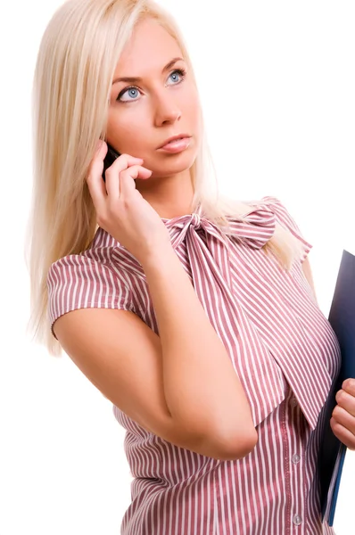 Vacker affärskvinna med telefon och mappen isolerad på w — Stockfoto