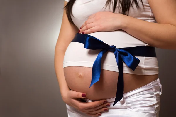 Terhes nő vártam baby boy — Stock Fotó