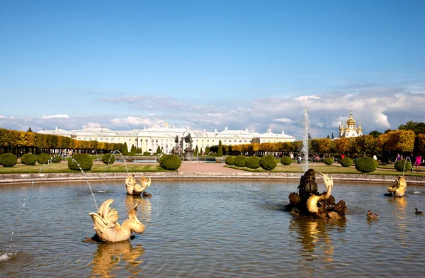 Fontana Nettuno Pertergof San Pietroburgo Russia — Foto Stock