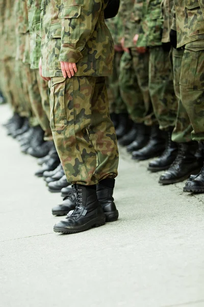 Vojáci ozbrojených sil — Stock fotografie