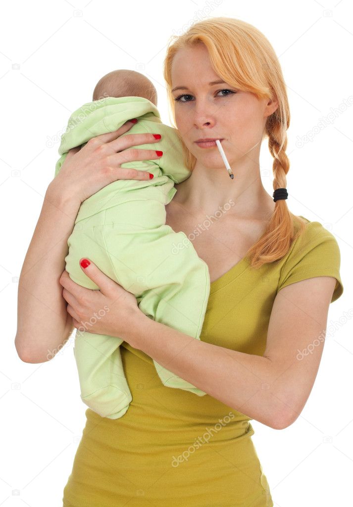 Smoking cigarette mother with little son — Stock Photo © photomak 4051164