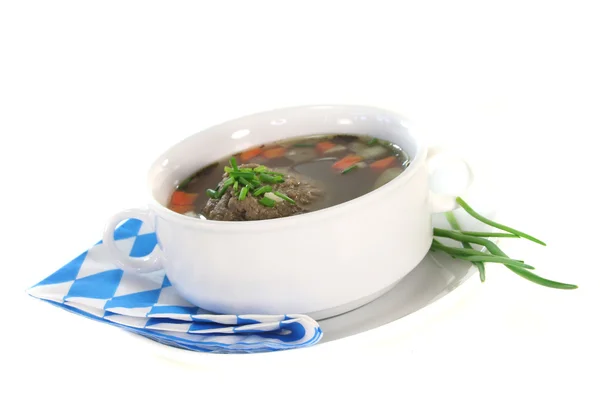肝団子スープ野菜と新鮮なチャイブ — ストック写真