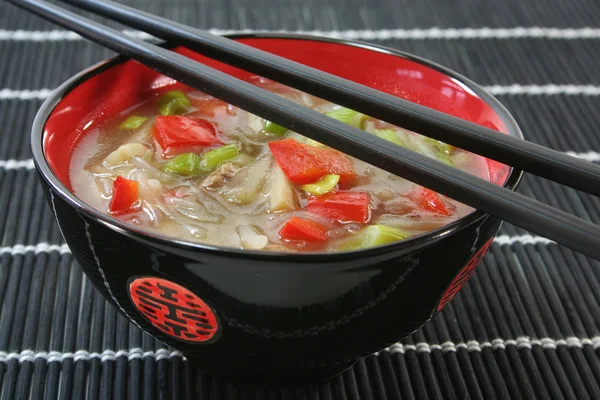 Тайский суп — стоковое фото
