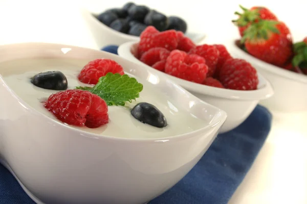 Iogurte de frutas — Fotografia de Stock