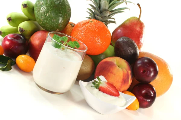 Yogurt alla frutta — Foto Stock