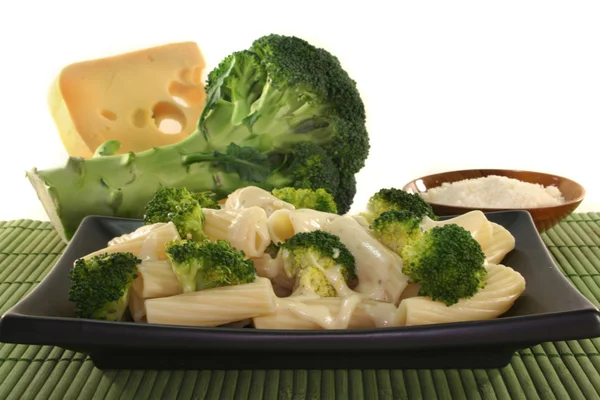 stock image Tortiglione with broccoli cheese sauce