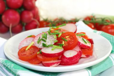 turp ve domates salatası