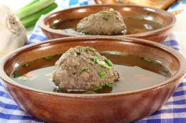 karaciğer dumpling çorbası