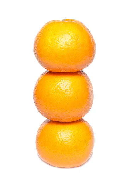 Fila de tangerinas laranja — Fotografia de Stock