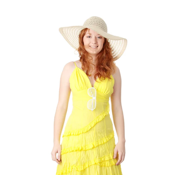 Chica Pelirroja Vestido Verano Amarillo Sombrero Aislado Blanco — Foto de Stock