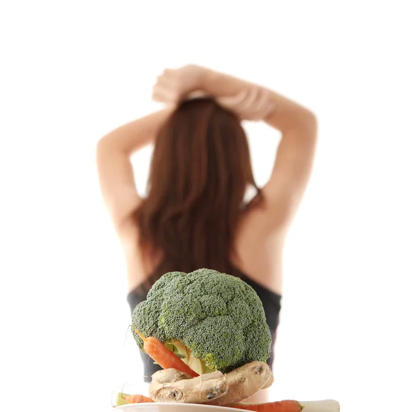 Gesundes Gemüse Mit Fitness Mädchen Hintergrund Isoliert Oder Weiß — Stockfoto