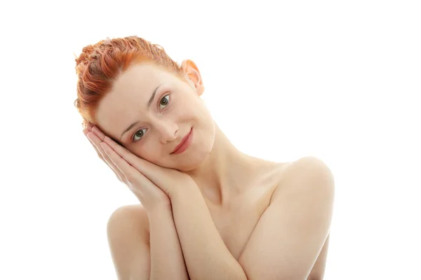 Güzel Genç Redhead Portre Üzerinde Beyaz Izole — Stok fotoğraf