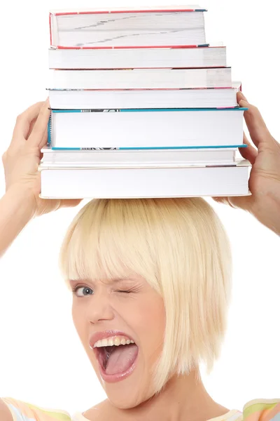 Kitap Ararken Başında Genç Beyaz Kadın Öğrenci — Stok fotoğraf