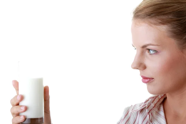 Junge Glückliche Frau Trinkt Milch Isoliert Auf Weißem Hintergrund — Stockfoto