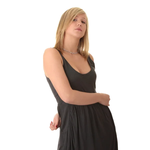 美丽少年年轻的金发女孩在孤立在白色背景上的黑色典雅礼服 — 图库照片
