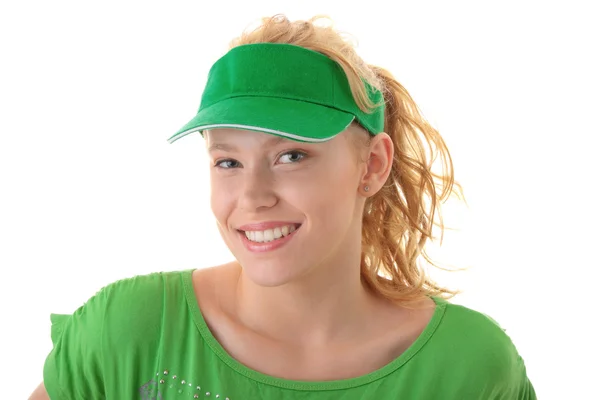 Junge schöne blonde Frau mit grüner Mütze — Stockfoto