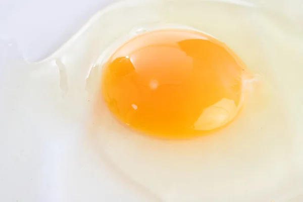 Huevo crudo —  Fotos de Stock