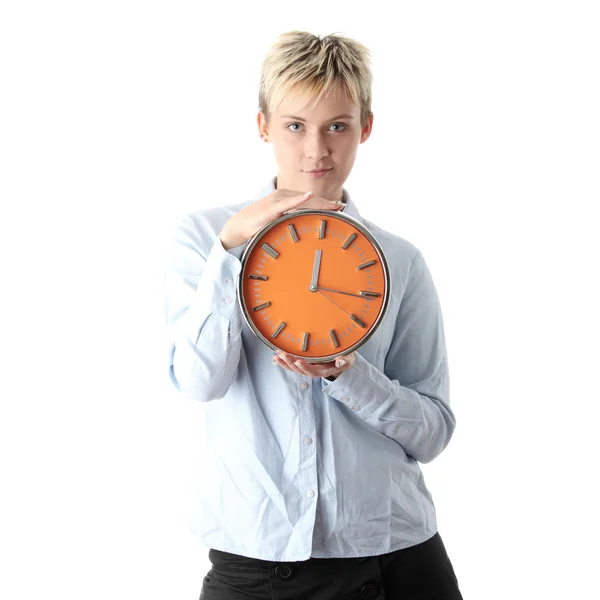 Vrouw Met Grote Alarm Clock Geïsoleerd Witte Achtergrond — Stockfoto