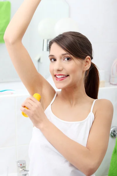 Young Beautiful Caucasian Woman Using Deodorant Her Bathroom — Stock Photo, Image