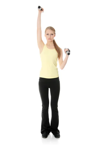 Vrouw doet fitness-oefening — Stockfoto