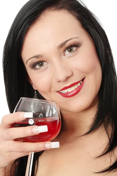 Cam şarabı olan güzel bir kadın. — Stok fotoğraf