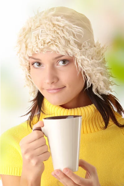 Winter girl with hot cup — Stock Photo, Image
