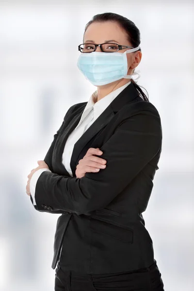 防護マスクを着ている女性実業家の肖像画 — ストック写真