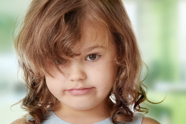 Ritratto di una bambina di 5 anni — Foto Stock