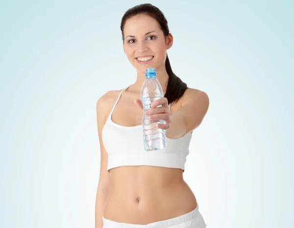 Kvinnors dricksvatten — Stockfoto