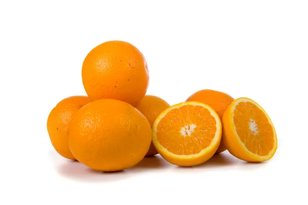 Naranjas Frescas Zumo Naranja Aislados Sobre Fondo Blanco —  Fotos de Stock