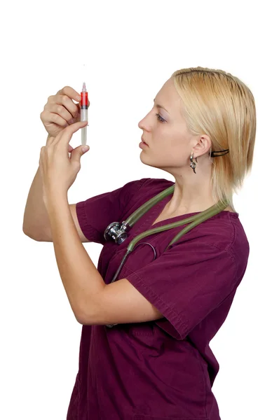 Médecin avec une seringue — Photo