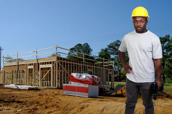 Matkaplı inşaat işçisi — Stok fotoğraf