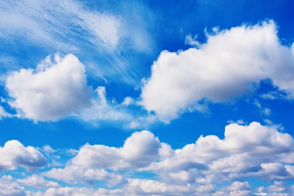 Achtergrond Van Blauwe Hemel Met Cumulus Wollige Wolken Mooie Zomerdag — Stockfoto