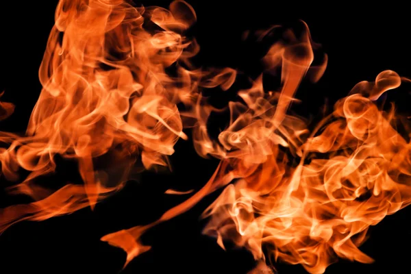 Brand Vlammen Verhogen Hoog Zwarte Achtergrond — Stockfoto