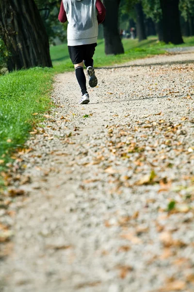 Correndo no parque — Fotografia de Stock