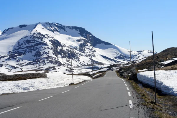 Estrada Nas Montanhas Norwegian — Fotografia de Stock