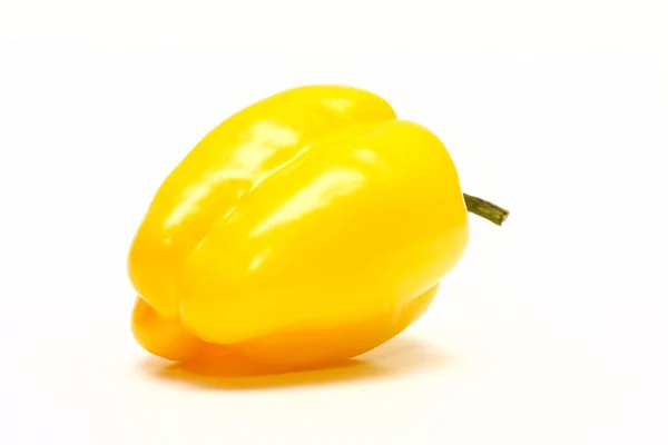 Gelber Pfeffer Auf Weißem Hintergrund Nahaufnahme — Stockfoto