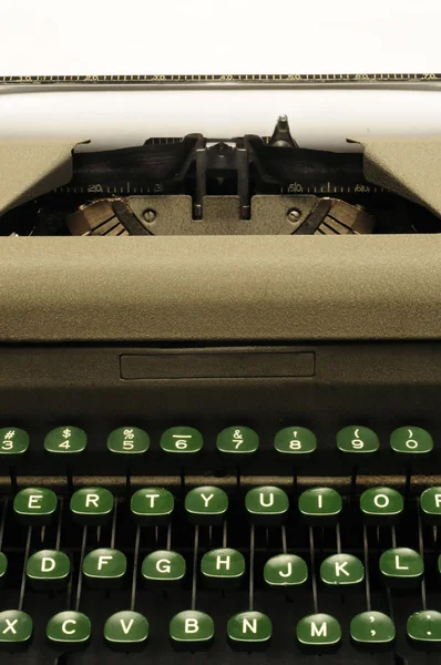 Gros plan de la vieille machine à écrire vers les années 1950 — Photo