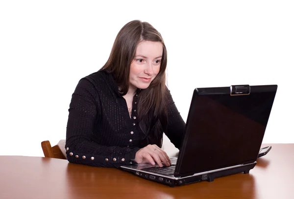 Девушка Офисе Работающая Компьютером Изолированные Белом — стоковое фото