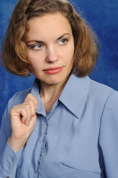 Portret van de aantrekkelijke vrouw — Stockfoto