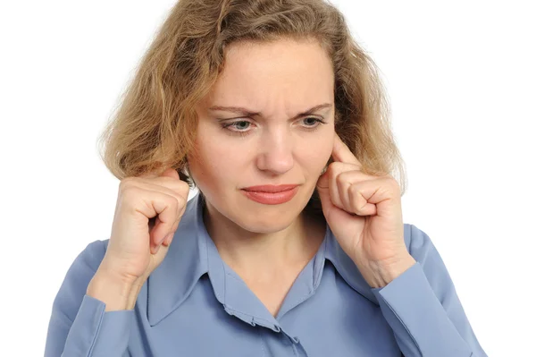 Mujer con los dedos cubriendo sus orejas —  Fotos de Stock