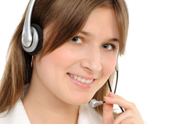 年轻女性客户服务代表耳机 在白色背景上微笑 — 图库照片