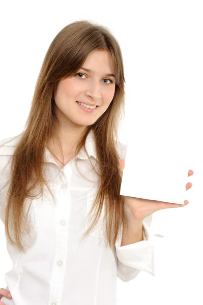 Женщина держит пустую белую доску — стоковое фото