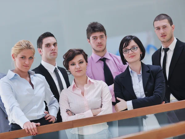 Grupp av företag vid möte — Stockfoto