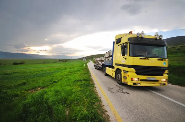 트럭 도로 — 스톡 사진